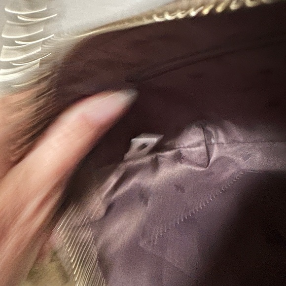 Kate Spade Weller Street Declan Dusk Cityscape Crossbody bag. Retails $248 - Picture 6 of 10